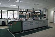images/rarochem_04.jpg